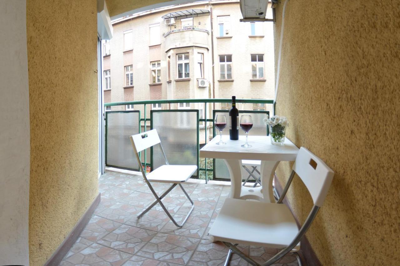 White Night City Center Apartman Белград Екстериор снимка